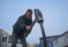 &nbsp;"Knife in the wife", dir. Vita Drygas<br />