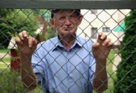 "A Visit", dir. Maciej Bobrik<br />