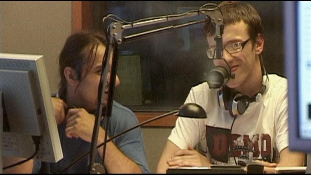 LIVE ACTION RADIO